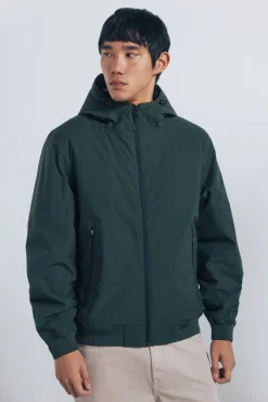 Cazadora técnica acolchada