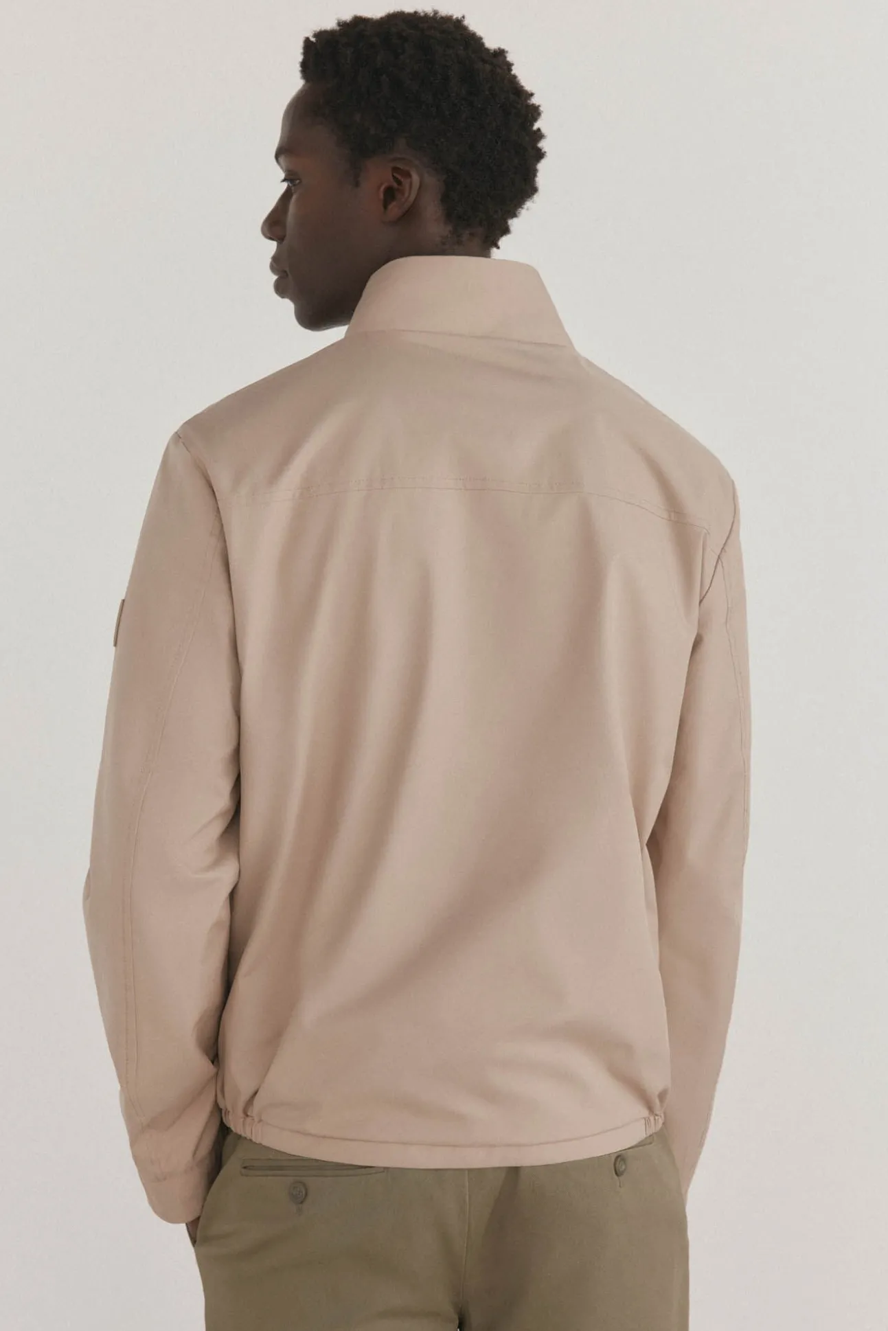 Cazadora técnica ligera