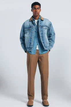 Cazadora vaquera oversize cuello contraste