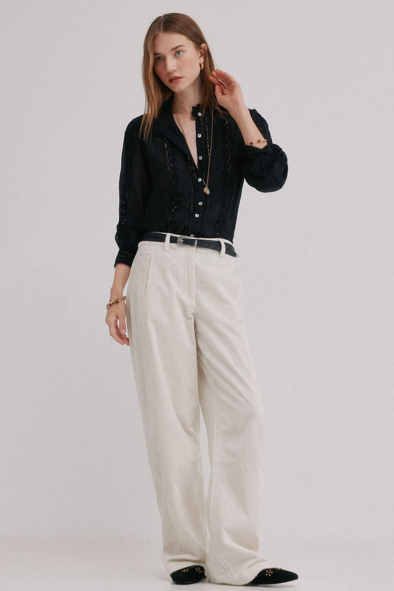 Celina. Blusa bordada