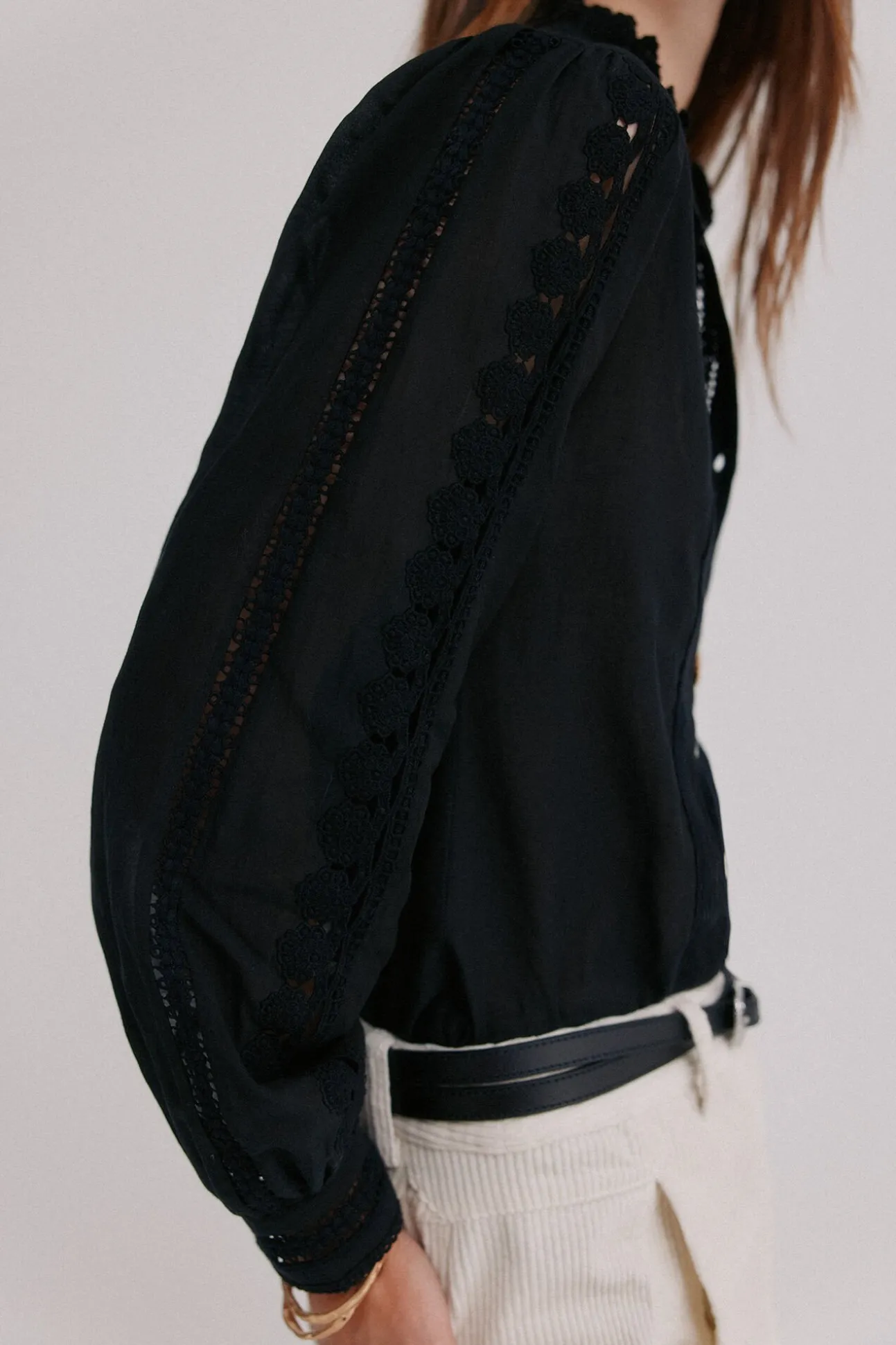 Celina. Blusa bordada