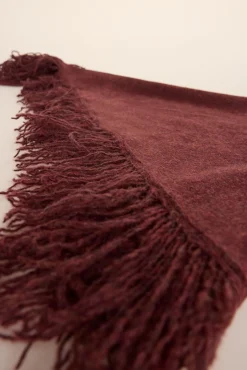 Chal de flecos triangular