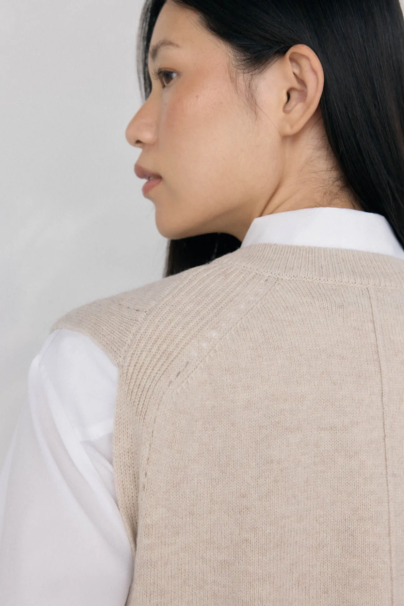 Chaleco de punto lana calados