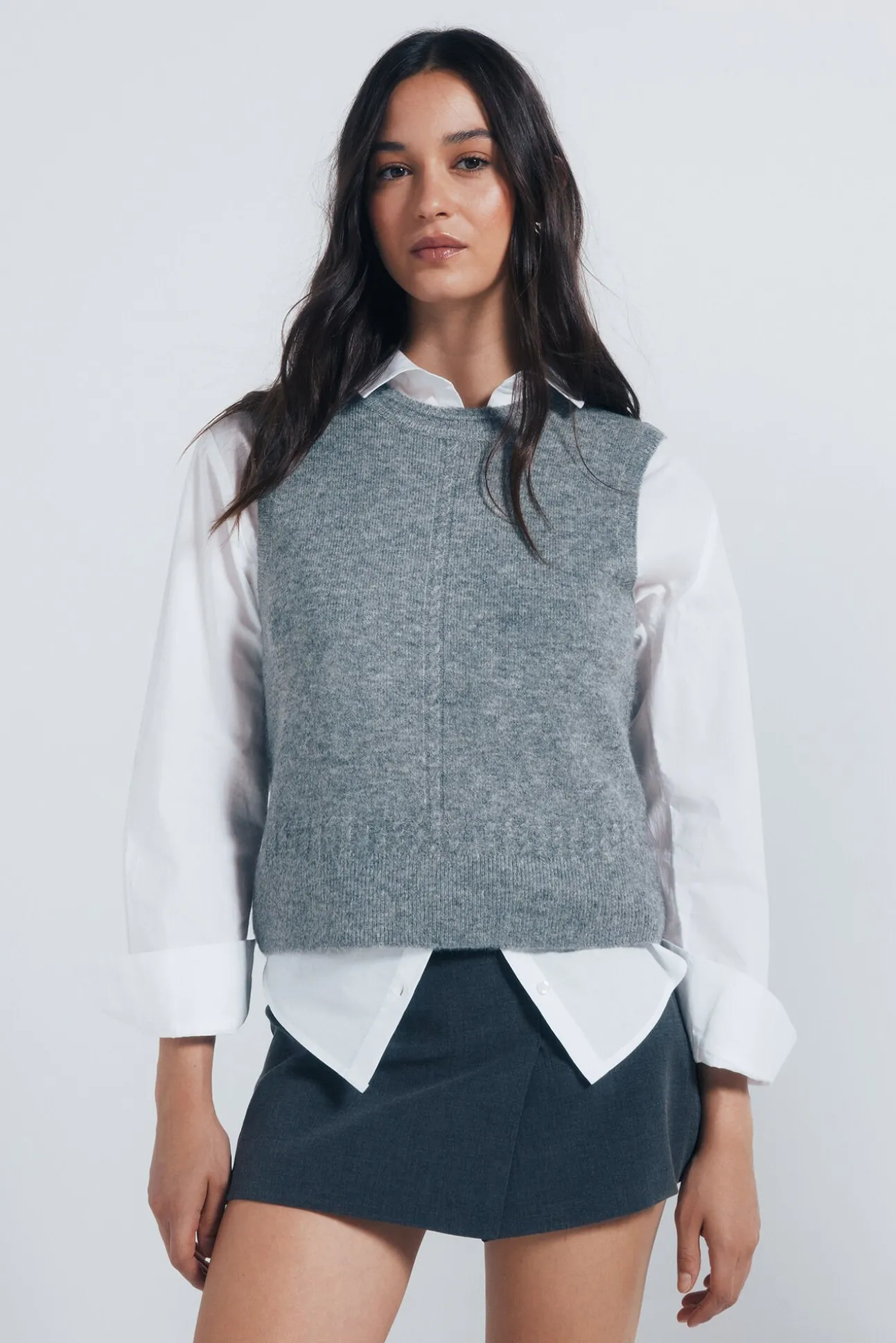 Chaleco punto trenzas