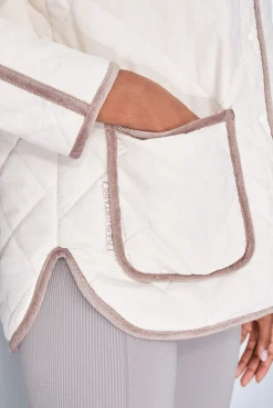 Chaqueta acolchada rombos beige