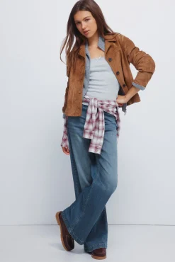 Chaqueta antelina corta botones