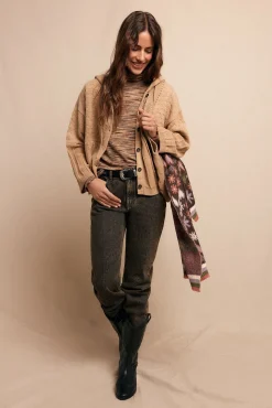 Chaqueta capucha punto