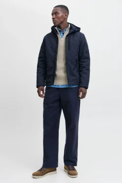 Chaqueta con capucha