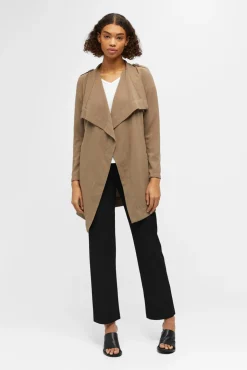 Chaqueta con cinturón