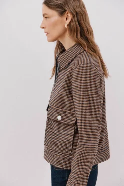 Chaqueta corta cremallera