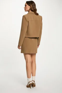 Chaqueta corta de manga larga