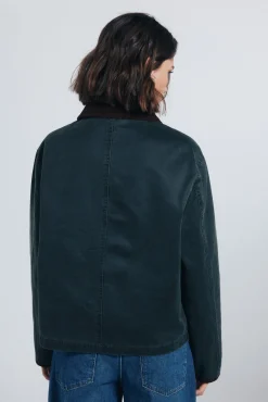 Chaqueta corta encerada