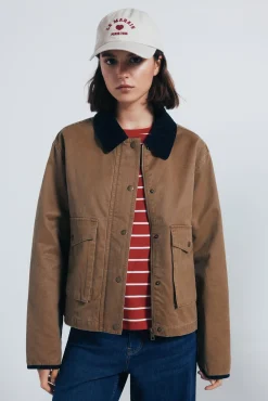 Chaqueta corta encerada