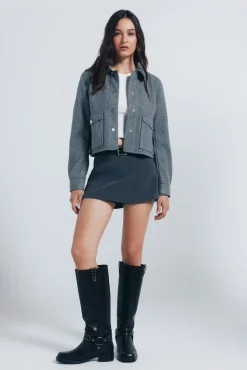 Chaqueta corta felpa