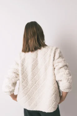 Chaqueta corta reversible animal print