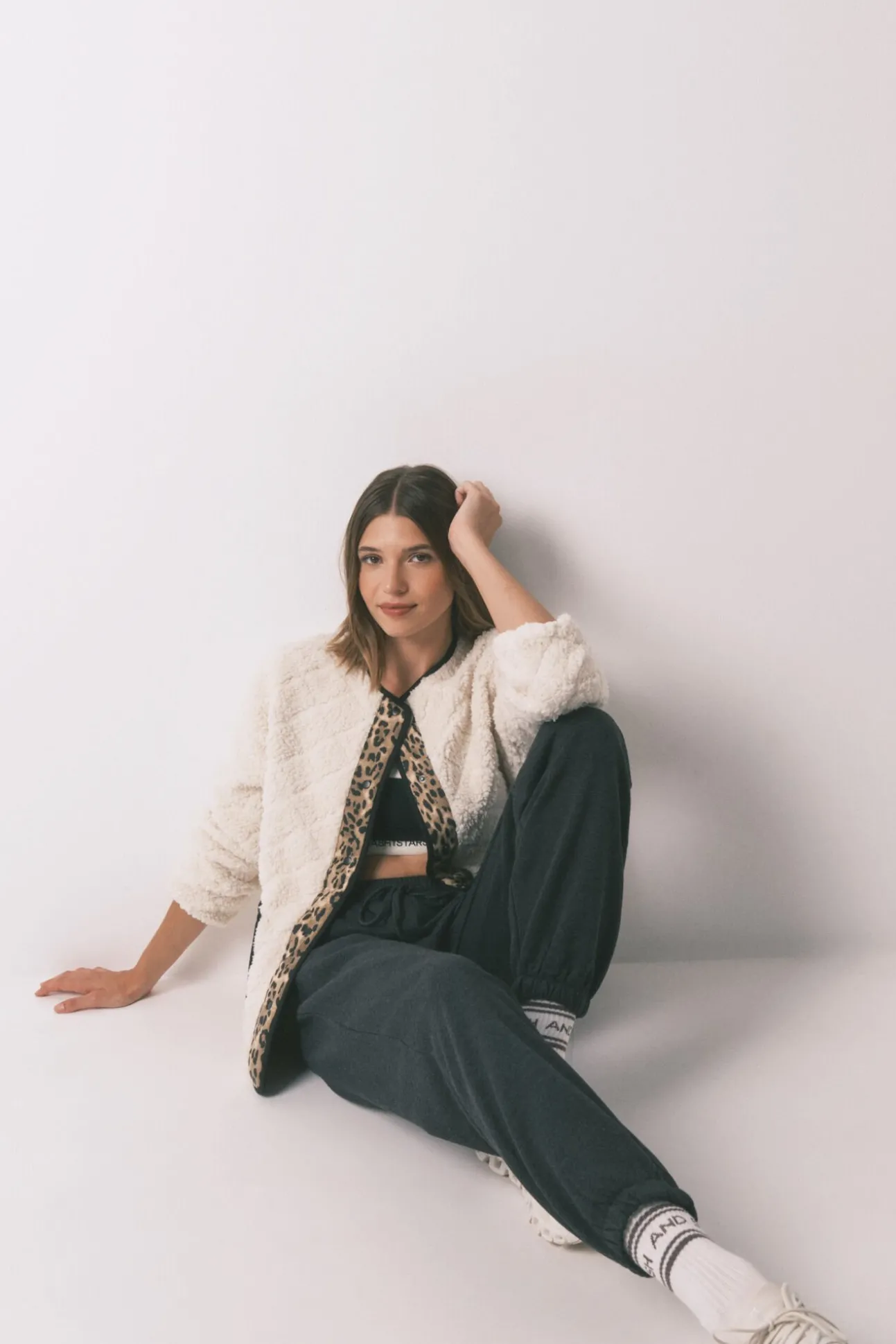 Chaqueta corta reversible animal print