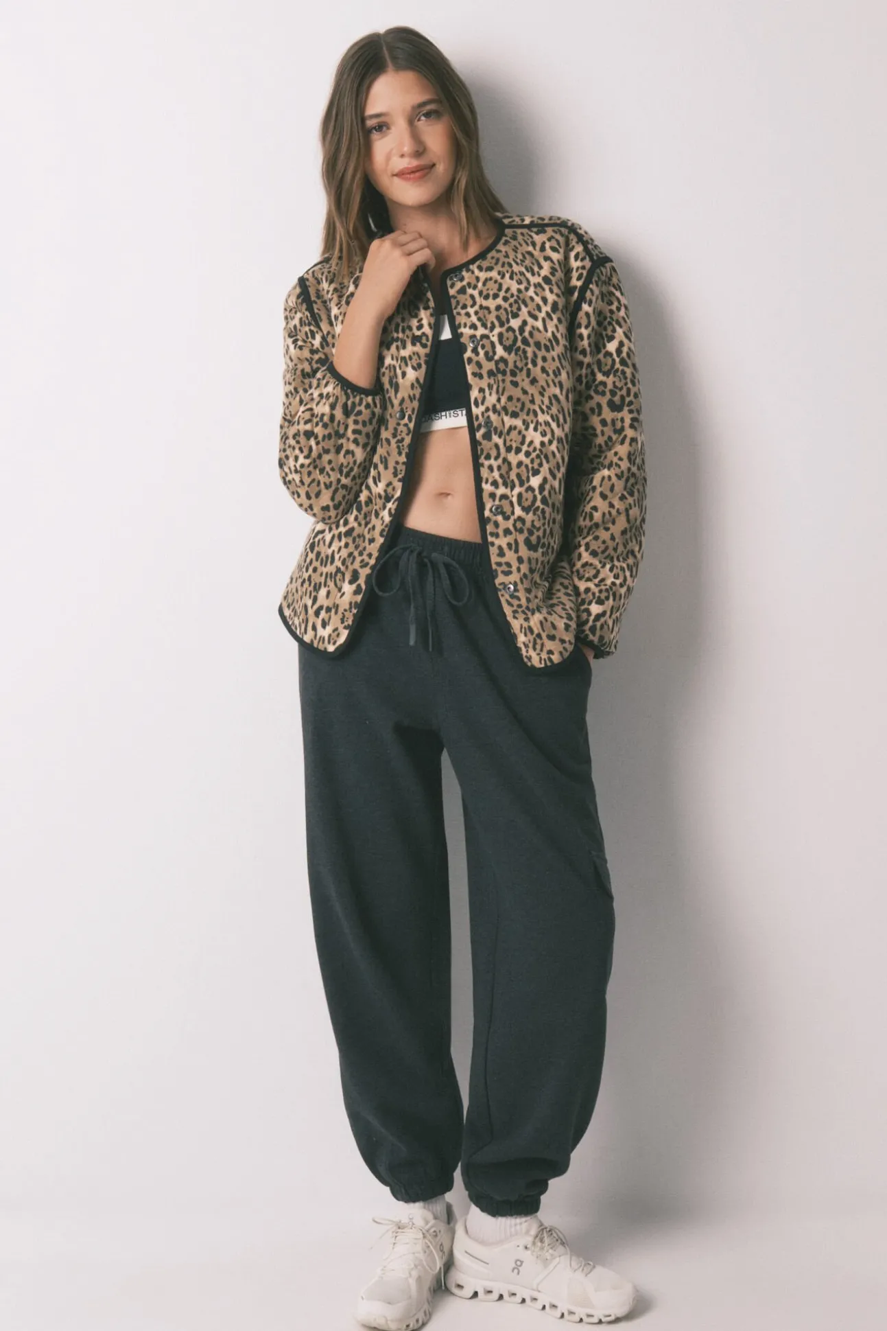 Chaqueta corta reversible animal print