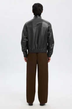 Chaqueta de piel 100% piel de cordero.