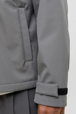 Chaqueta informal impermeable