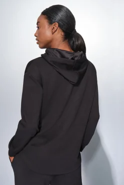 Chaqueta negra cremallera