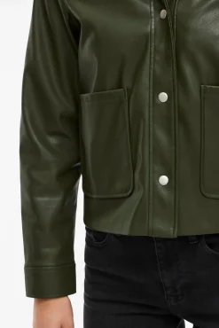 Chaqueta polipiel abotonada