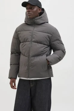 Chaqueta puffer corta