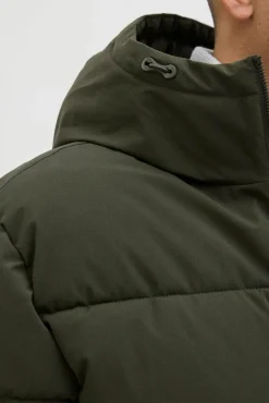 Chaqueta puffer corta