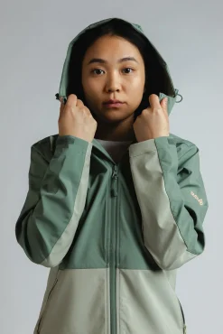 Chaqueta softshell cortavientos acacia w