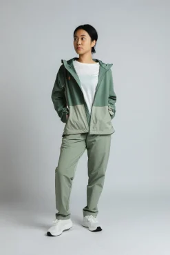 Chaqueta softshell cortavientos acacia w