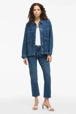 Chaqueta vaquera con bolsillos