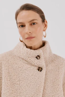 Chaquetón efecto pelo crudo