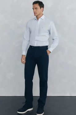 Chino textura regular fit