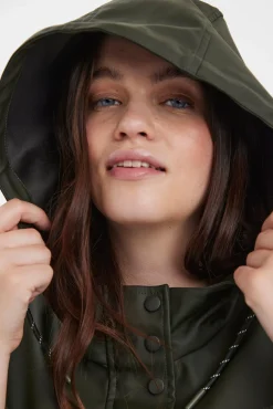 Chubasquero con capucha Curve