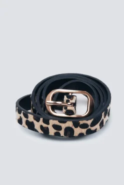 Cinturón estampado animal hebilla ovalada