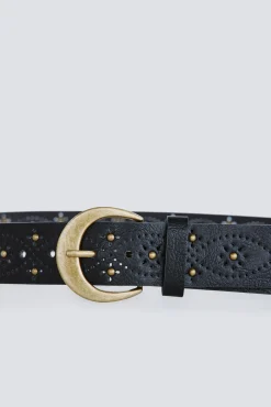 Cinturón troquelados tachas metálicas