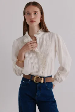 Colette. Blusa bordada