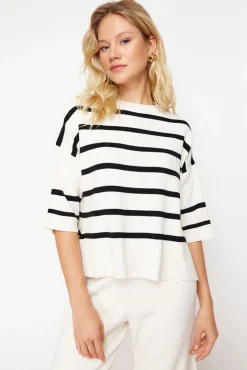 Conjunto básico punto con rayas