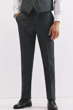 Conjunto de pantalón y camisa