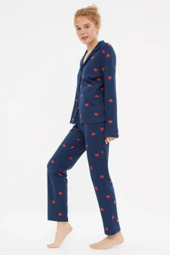 Conjunto pijama camisero azul corazones