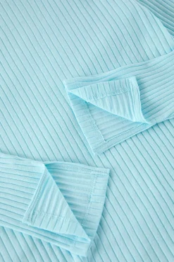 Conjunto pijama canalé aberturas turquesa