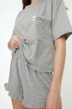 Conjunto pijama corto volantes gris