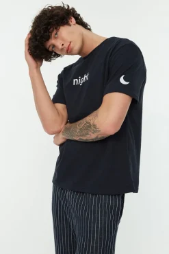 Conjunto pijama largo azul rayas