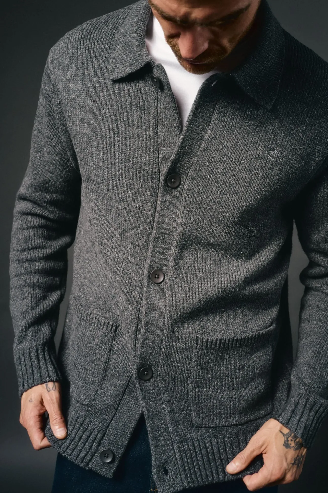 Cárdigan botones y dos bolsillos