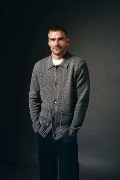 Cárdigan botones y dos bolsillos