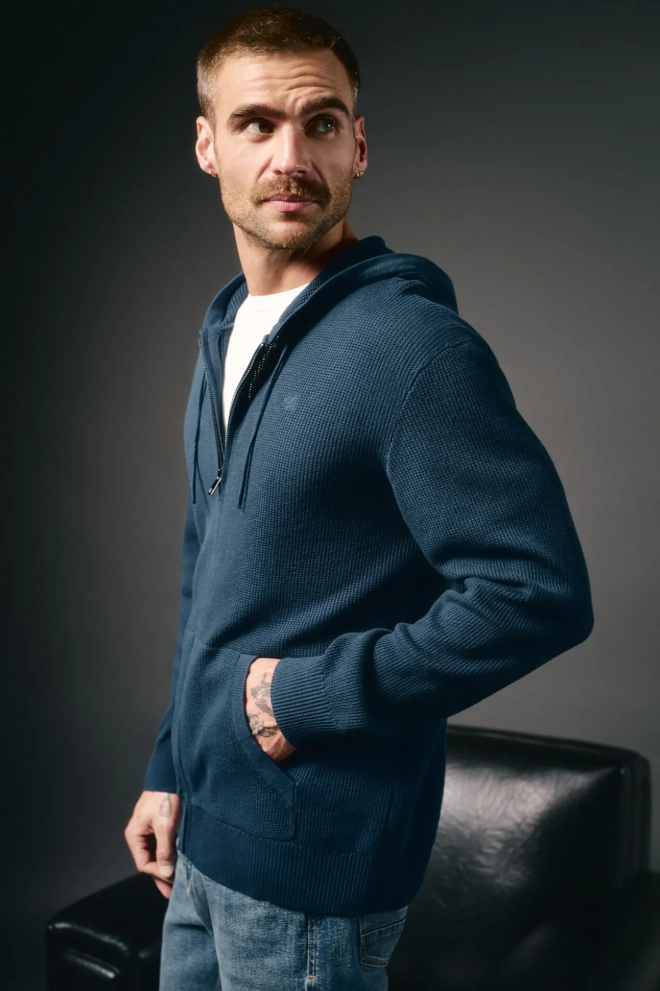 Cárdigan cremallera y capucha