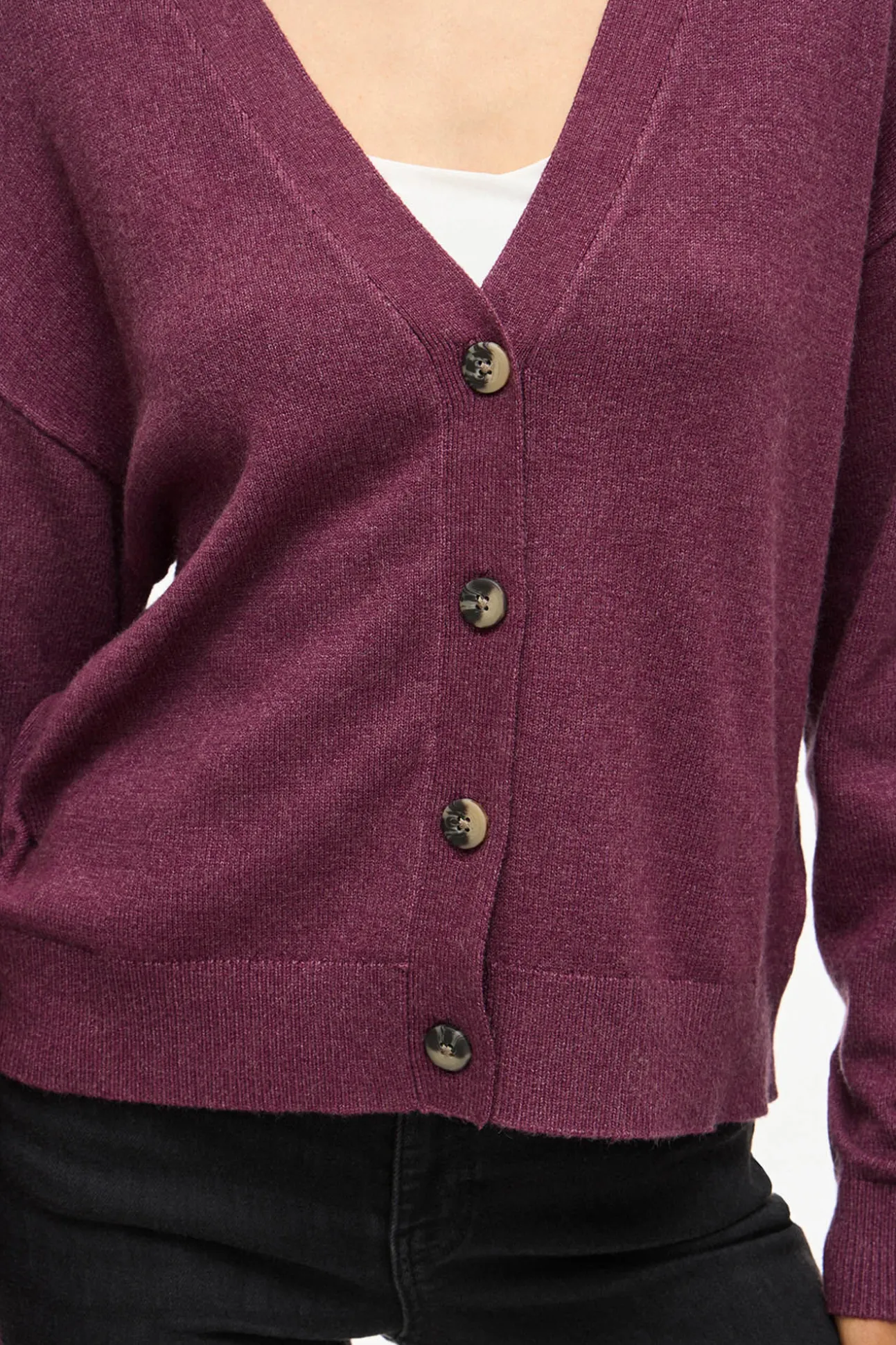 Cárdigan de punto abotonado con viscosa
