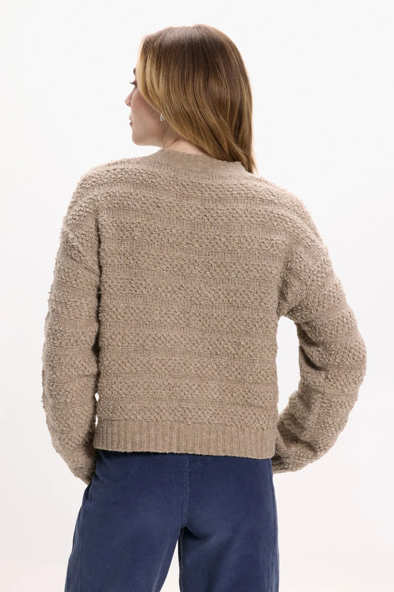 Cárdigan de punto abotonado con lana