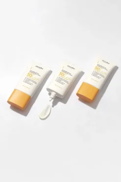 Crema solar protectora con ceramidas y cica