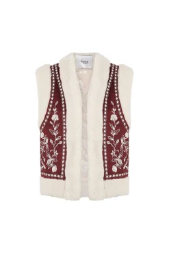 Daia. Chaleco bordado