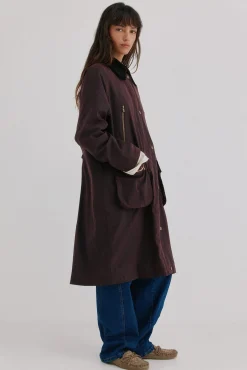 Damaris. Trench con bolsillos